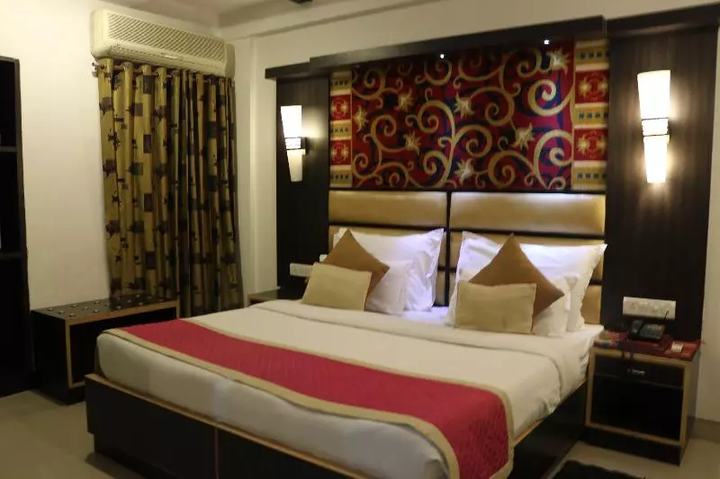 Fotos del hotel Sri Nanak Continental:  2