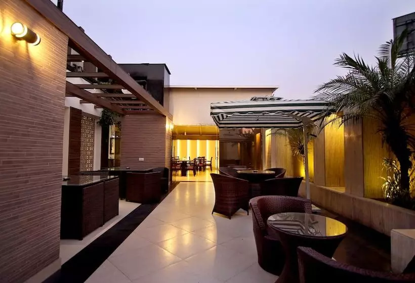 Fotos del hotel The Prime Balaji Deluxe @ New Delhi Railway Station:  6