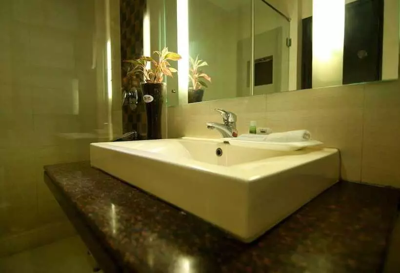 Fotos del hotel The Prime Balaji Deluxe @ New Delhi Railway Station:  20