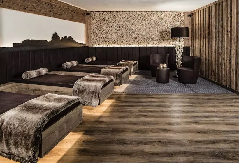 Fotos del hotel Arthotel Anterleghes - Gardenahotels:  3