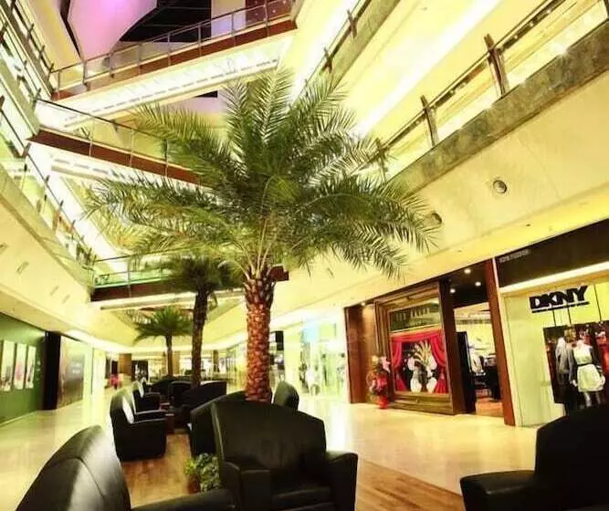 Fotos del hotel The Gardens – A St Giles Signature Hotel & Residences, Kuala Lumpur:  3