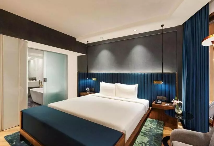 Fotos del hotel Novotel Mumbai Juhu Beach:  21