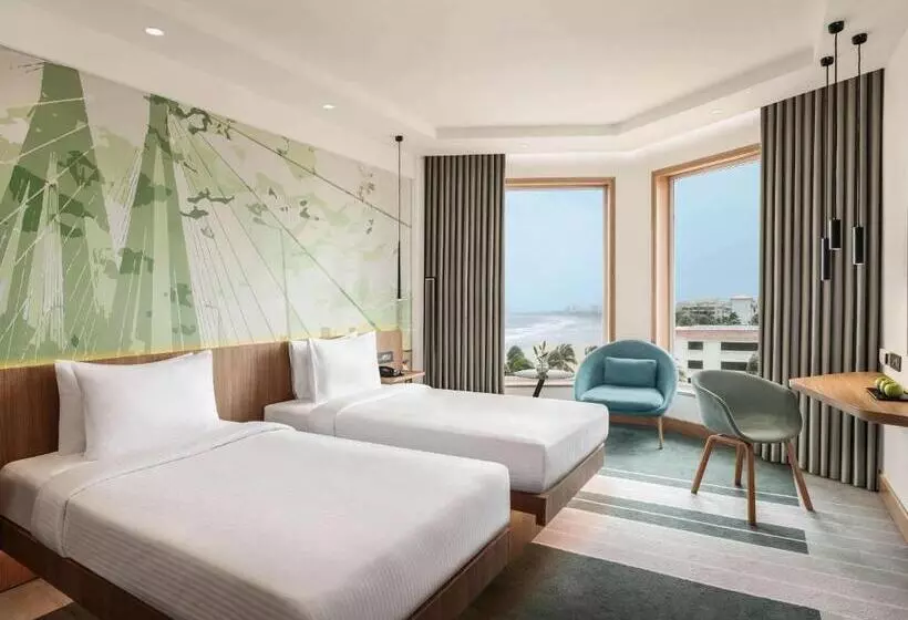 Fotos del hotel Novotel Mumbai Juhu Beach:  25