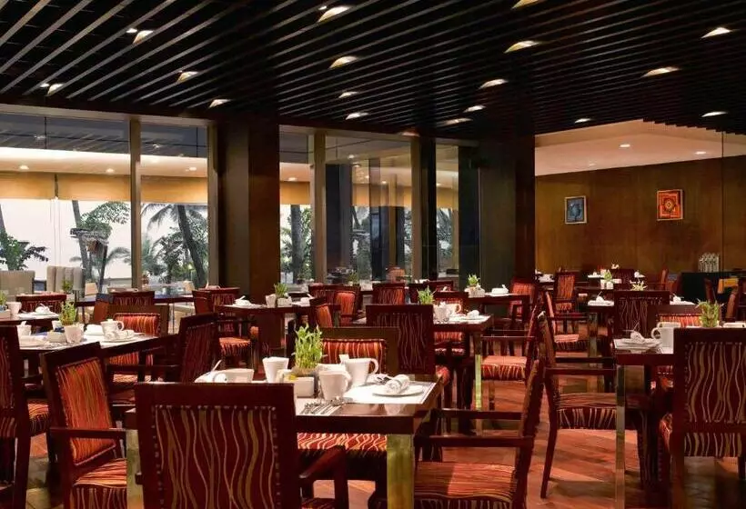 Fotos del hotel Novotel Mumbai Juhu Beach:  4