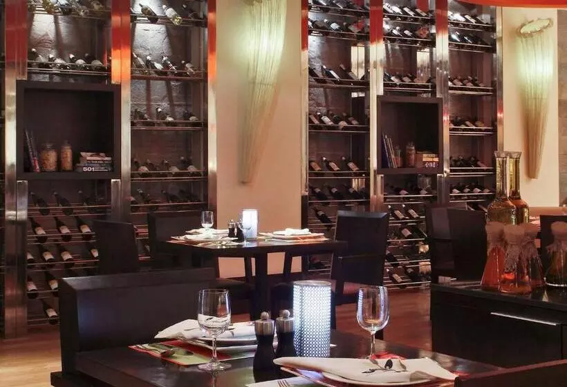 Fotos del hotel Novotel Mumbai Juhu Beach:  10