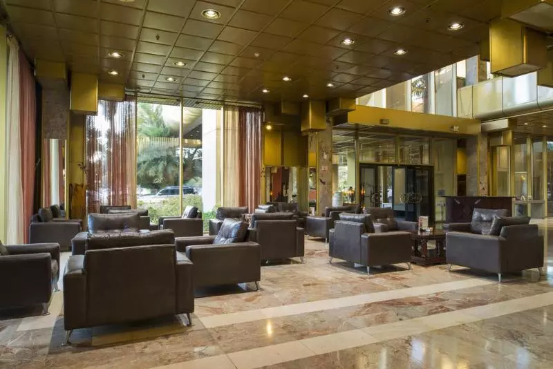 Fotos del hotel Rainbow Towers Hotel And Conference Centre:  13