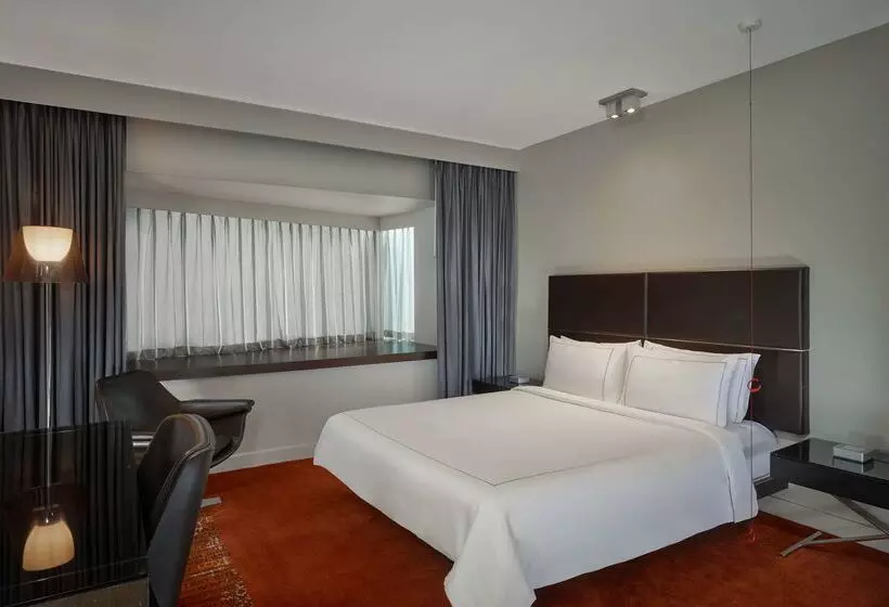 Park Plaza Westminster Bridge London