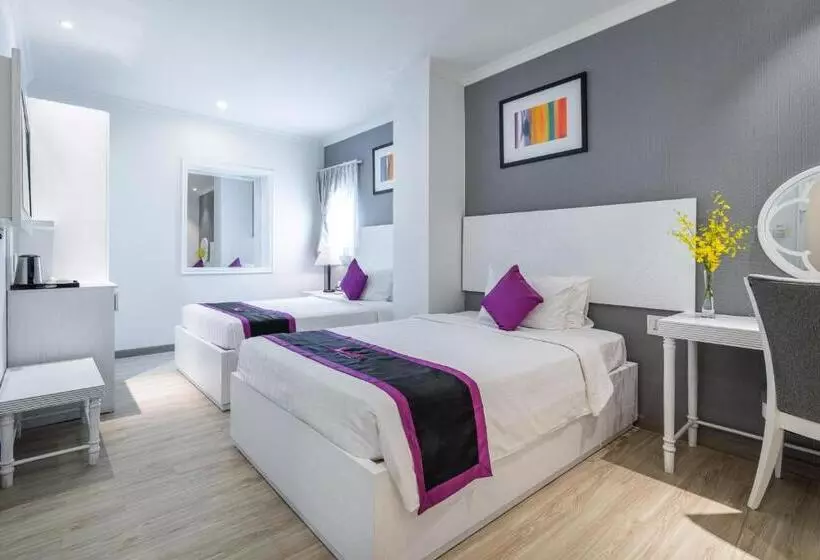 Fotos del hotel Avanti Boutique:  13