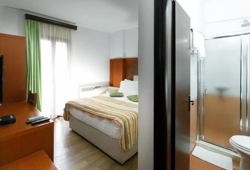 Fotos del hotel City  Tirana:  19