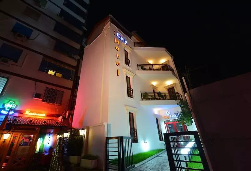 Fotos del hotel City  Tirana:  3