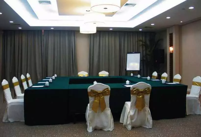 Fotos del hotel Hillview Golf Resort Dongguan (former: Sofitel Dongguan Golf Resort):  8