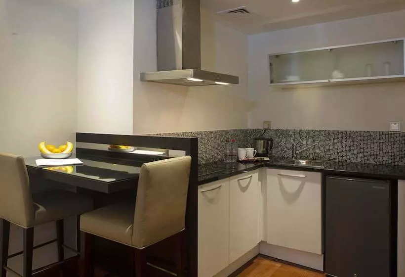 Fotos del hotel Number One Tower Suites:  8