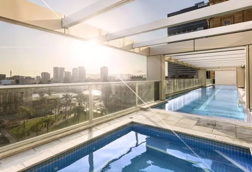 Oaks Brisbane Casino Tower Suites