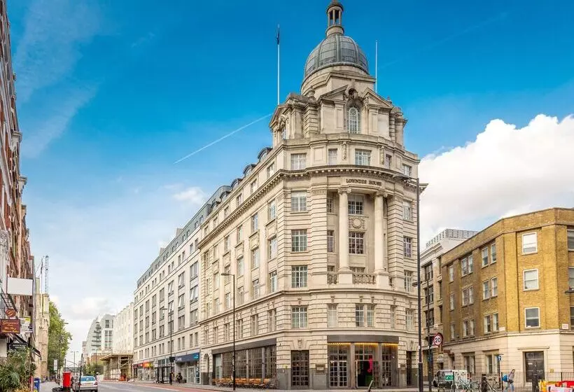 Travelodge London Central City Road