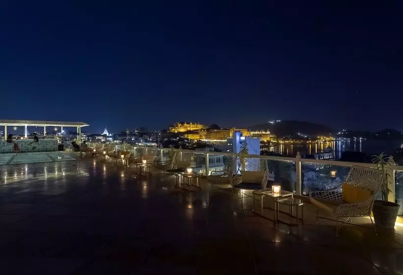 Fotos del hotel Udai Kothi:  25