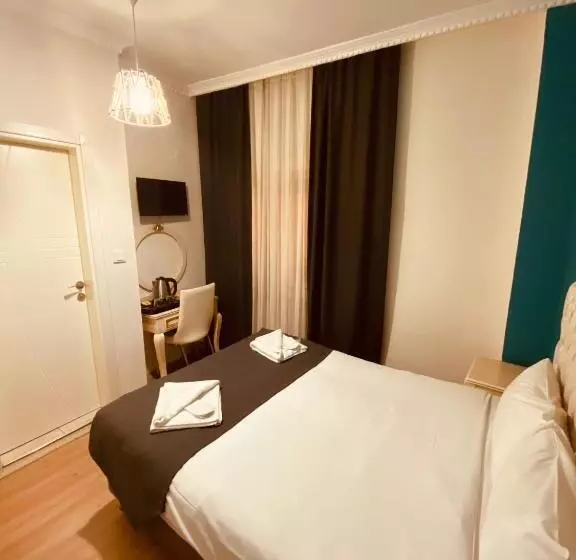 Fotos del hotel Adora:  22