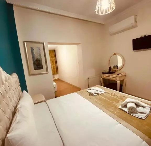 Fotos del hotel Adora:  7