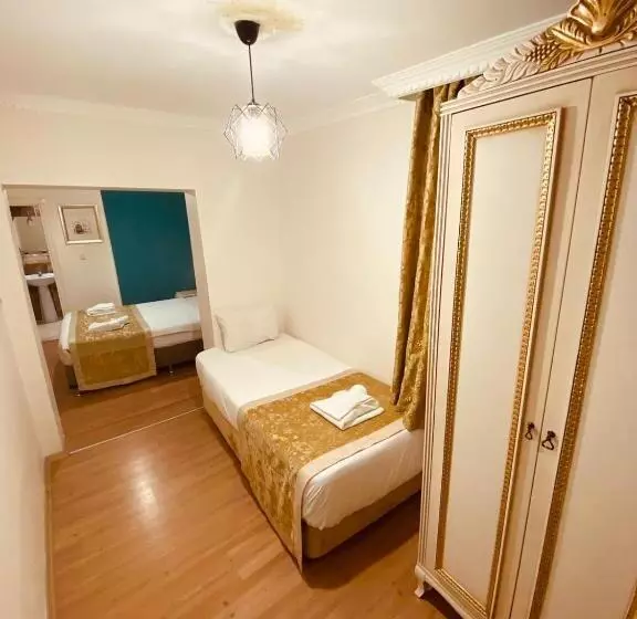 Fotos del hotel Adora:  24