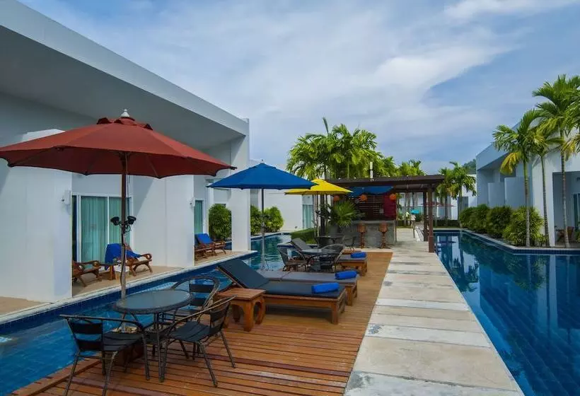 Fotos del hotel Blu Pine Villa & Pool Access:  19