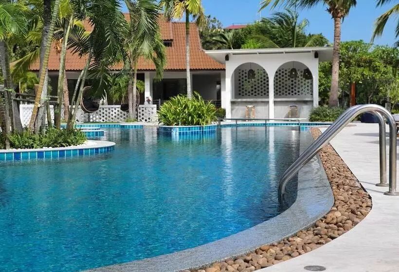 Fotos del hotel Blu Pine Villa & Pool Access:  17