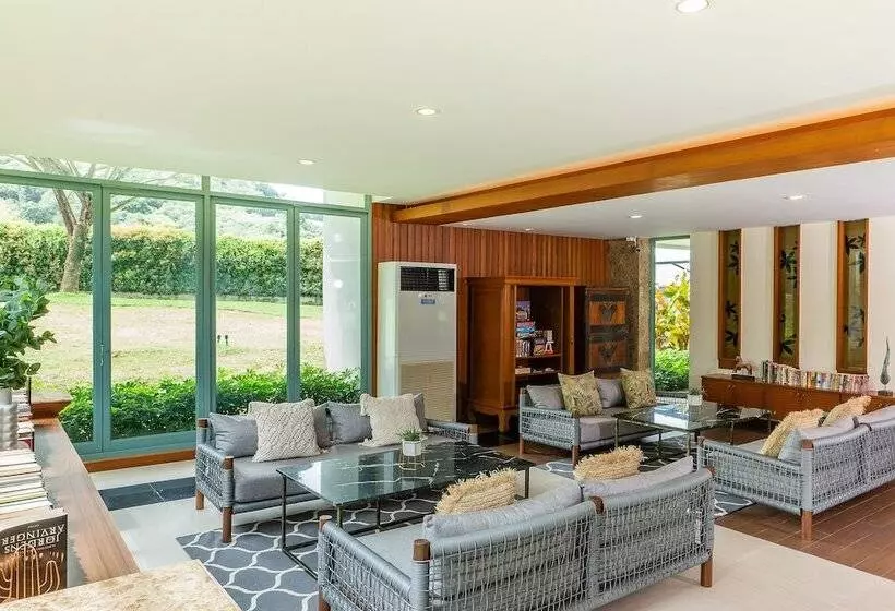 Fotos del hotel Naithonburi Beach Resort Phuket:  2