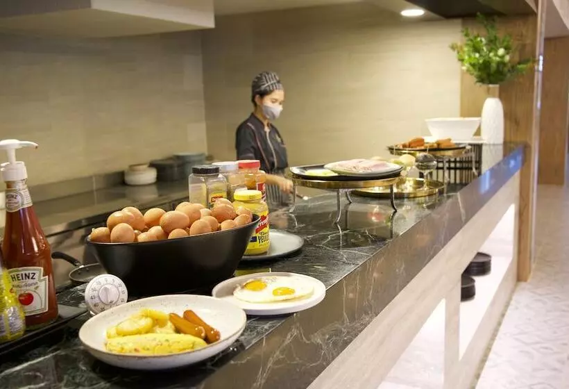 Fotos del hotel Naithonburi Beach Resort Phuket:  25