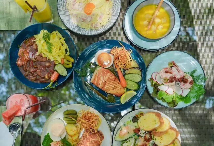 Fotos del hotel Naithonburi Beach Resort Phuket:  5