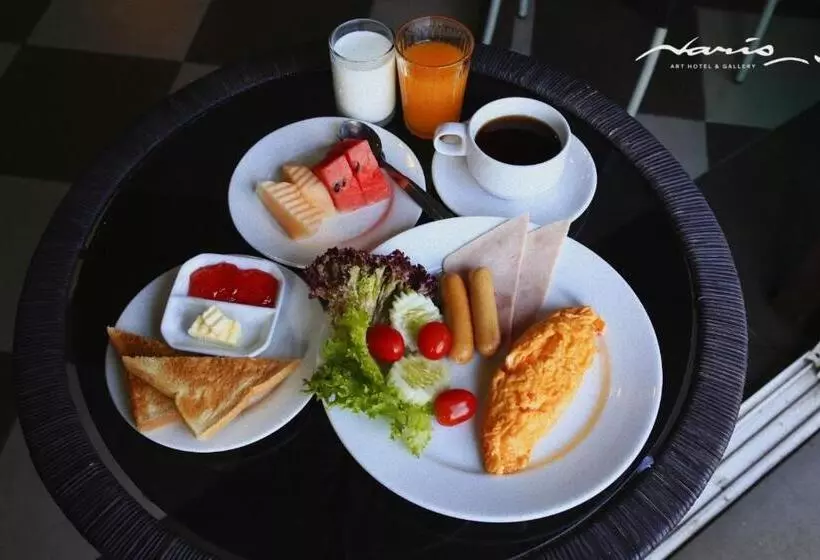 Fotos del hotel Naris Art:  5