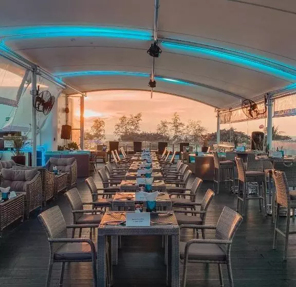 Fotos del hotel Absolute Bangla Suites:  11