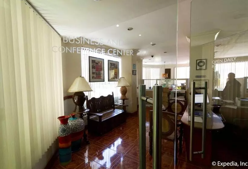 Fotos del hotel Crown Regency Residences  Cebu:  3