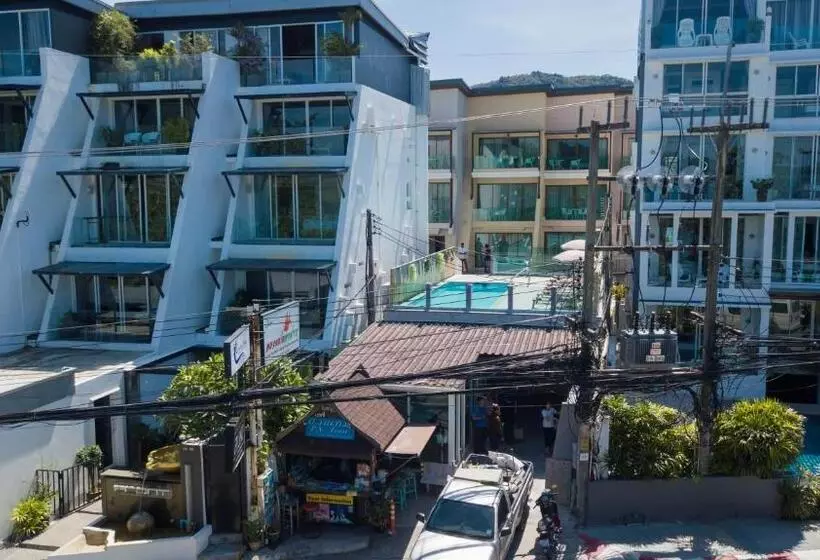 Fotos del hotel Destinaation Patong Boutique By The Sea:  16