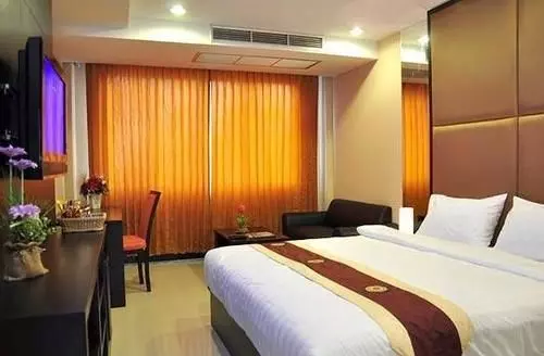 Fotos del hotel Le Platinum Residency:  9