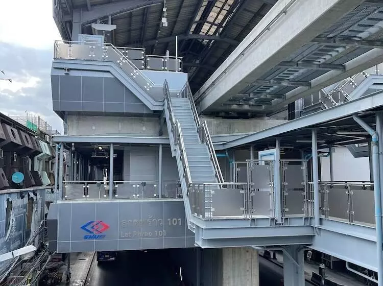 Fotos del hotel Metro Point Bangkok:  5