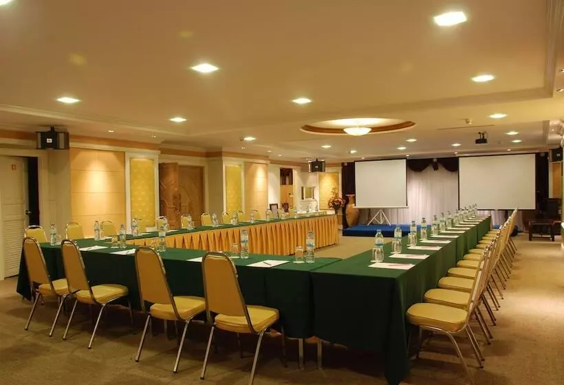 Fotos del hotel Metro Point Bangkok:  3