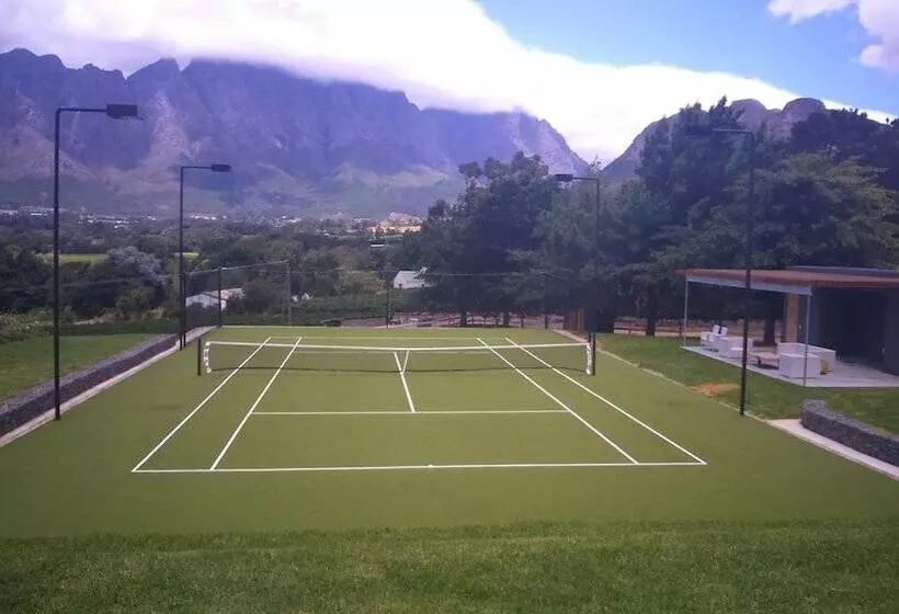 Fotos del hotel Mont Rochelle Hotel & Vineyard:  2