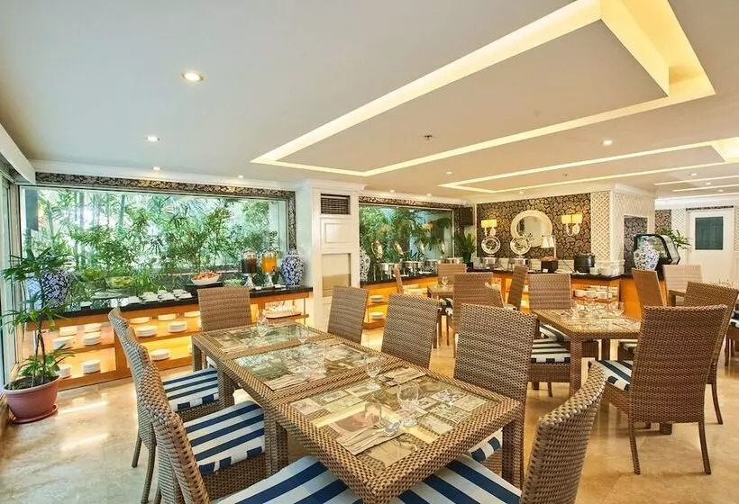 Fotos del hotel Orchid Garden Suites:  4