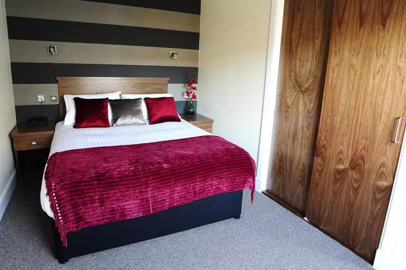 Fotos del hotel The Craibstone Suites:  9