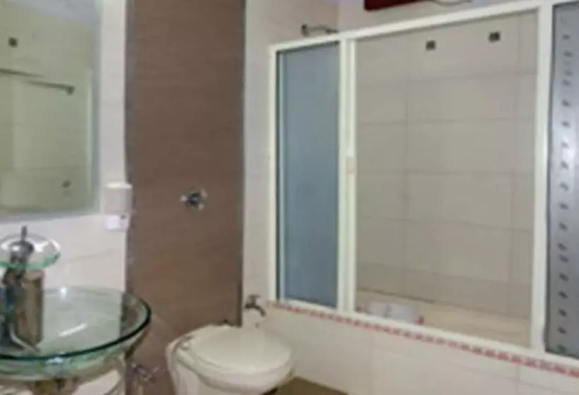 Fotos del hotel Delhi Heights:  4