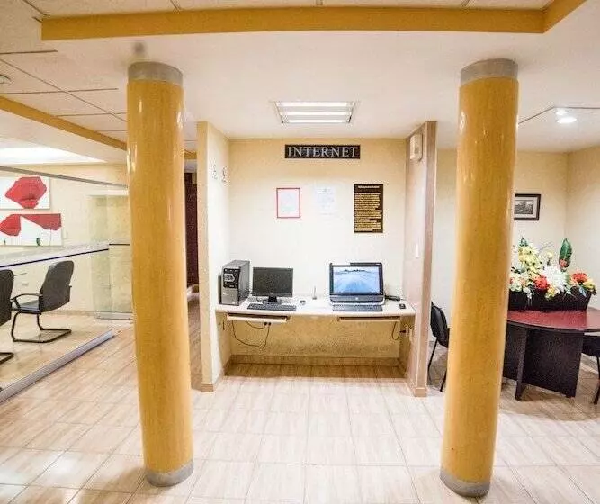 Fotos del hotel Elizabeth Central:  2