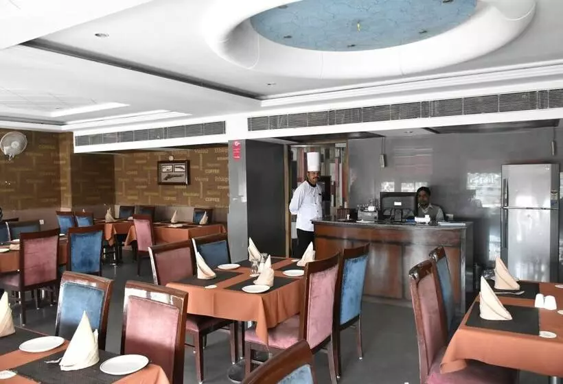 Fotos del hotel The Lohias Delhi:  3