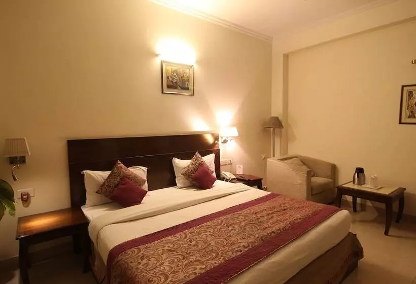 Fotos del hotel The Lohias Delhi:  10