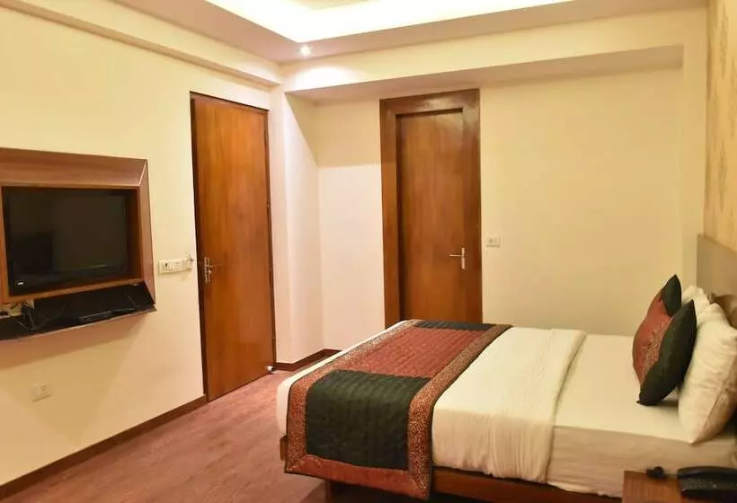 Fotos del hotel The Lohias Delhi:  14