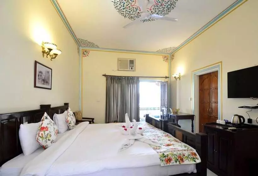 Mahal Khandelaa Heritage  And Spa