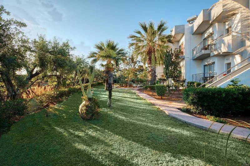 Fotos del hotel Oasis Beach:  14