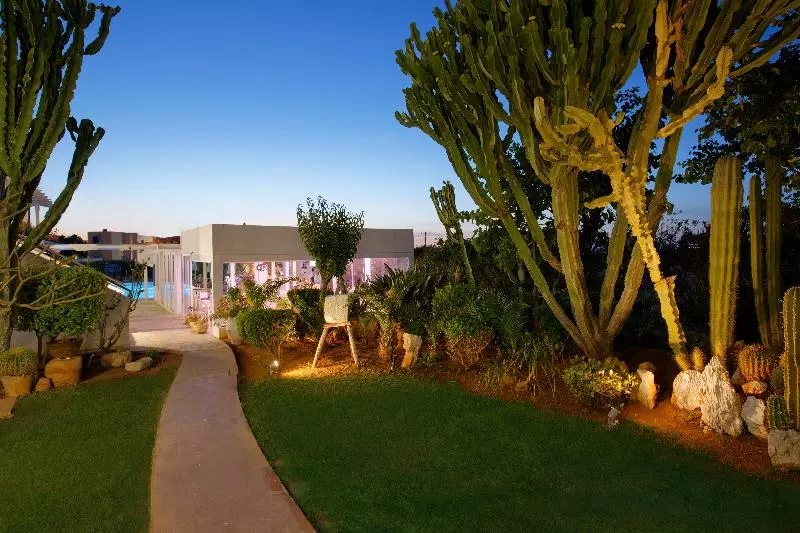 Fotos del hotel Oasis Beach:  13