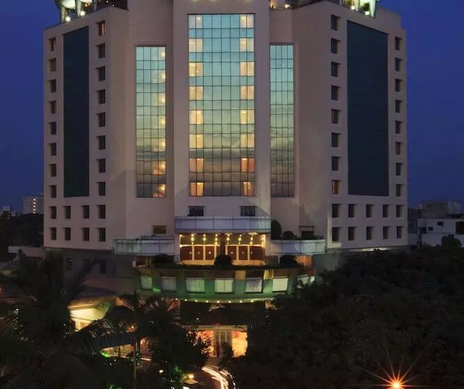 The Accord Metropolitan