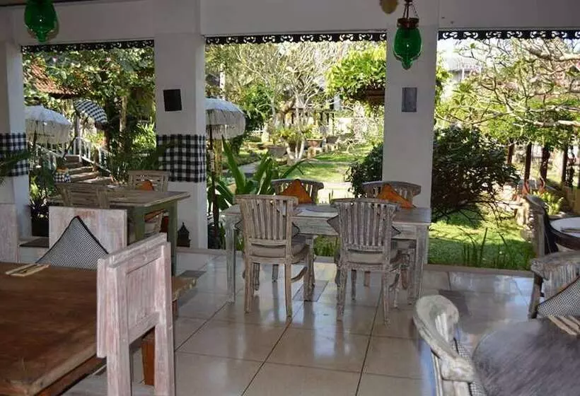 Fotos del hotel Ubud Garden Villa:  12