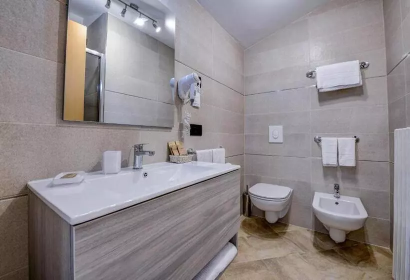 Fotos del hotel Lido International:  15