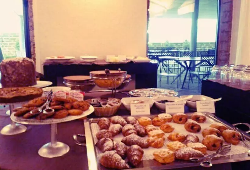 Fotos del hotel Castello Di Monterone:  17