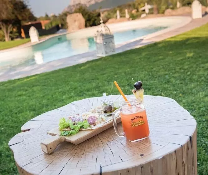 Fotos del hotel Ollastu:  17